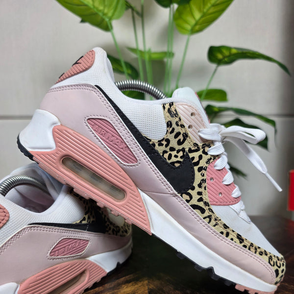 Nike Air Max 90 Leopard Rust Pink maat 42,5