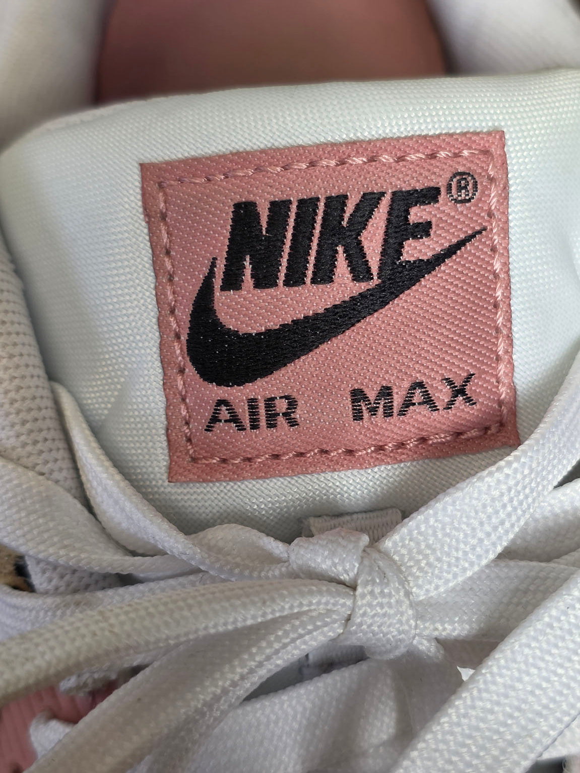 Nike Air Max 90 Leopard Rust Pink maat 42,5