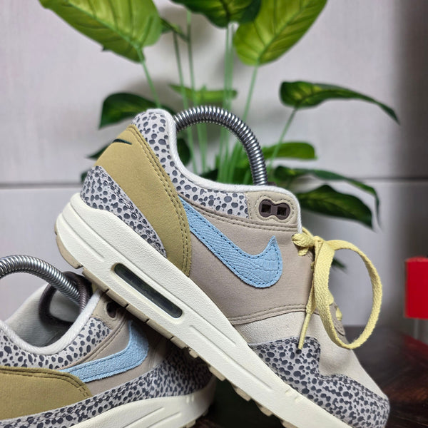 Nike Air Max 1 Safari Cobblestone maat 37,5