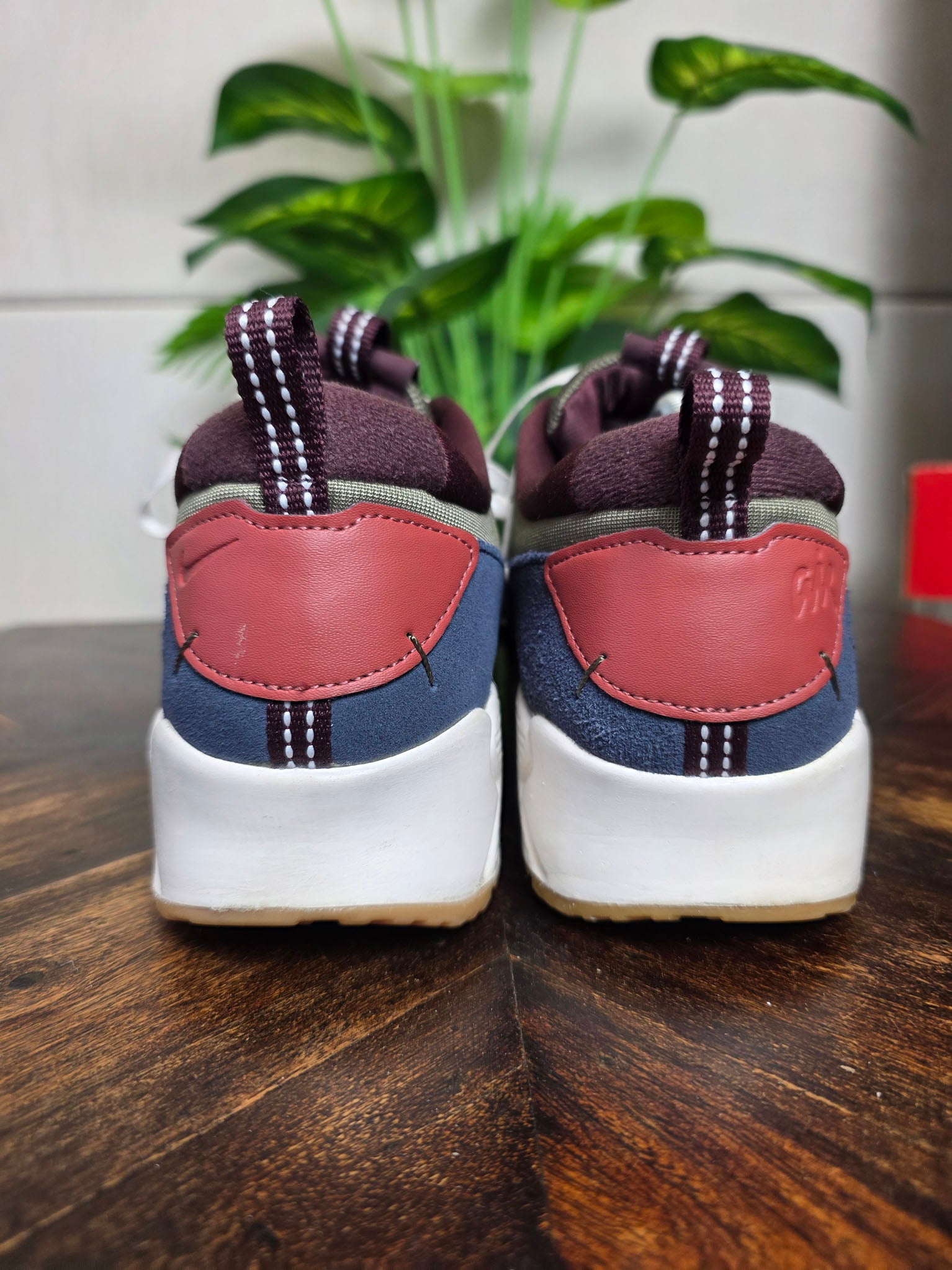 Nike Air Max 90 Futura Medium Olive Navy maat 42,5