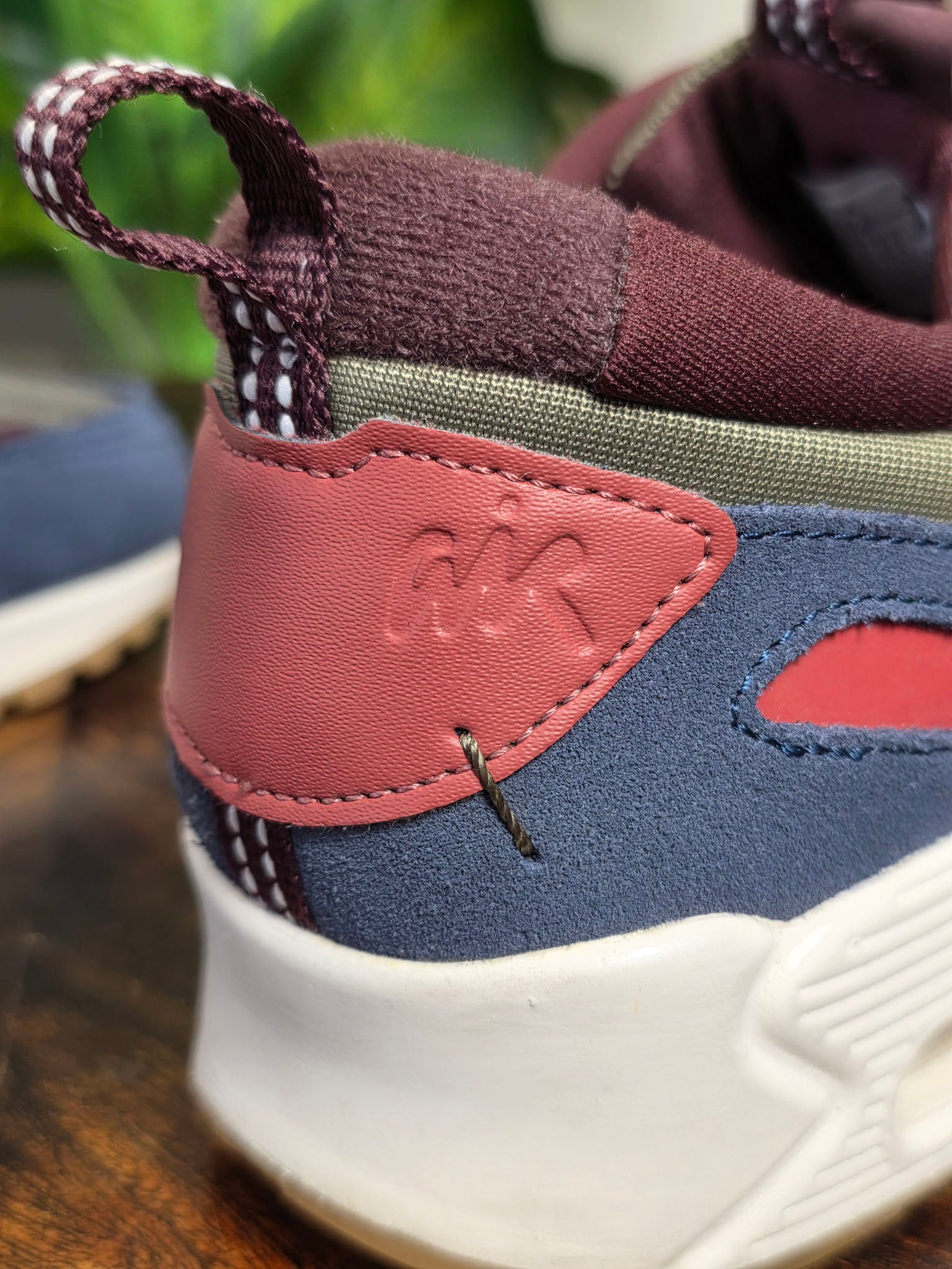 Nike Air Max 90 Futura Medium Olive Navy maat 42,5