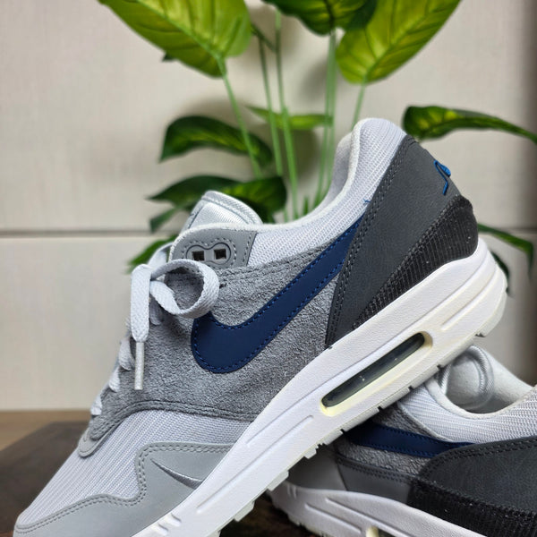 Nike Air Max 1 City Pack London maat 43