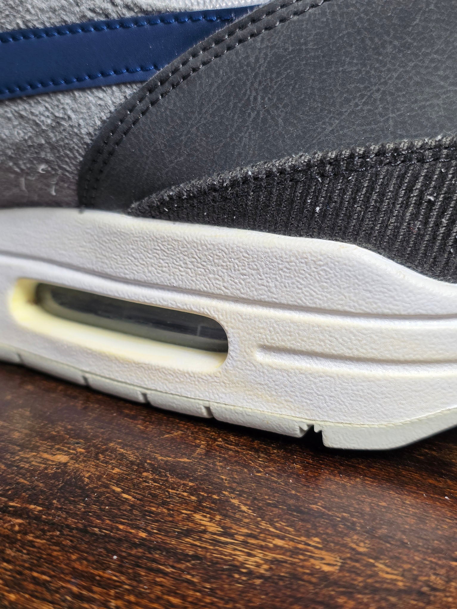 Nike Air Max 1 City Pack London maat 43