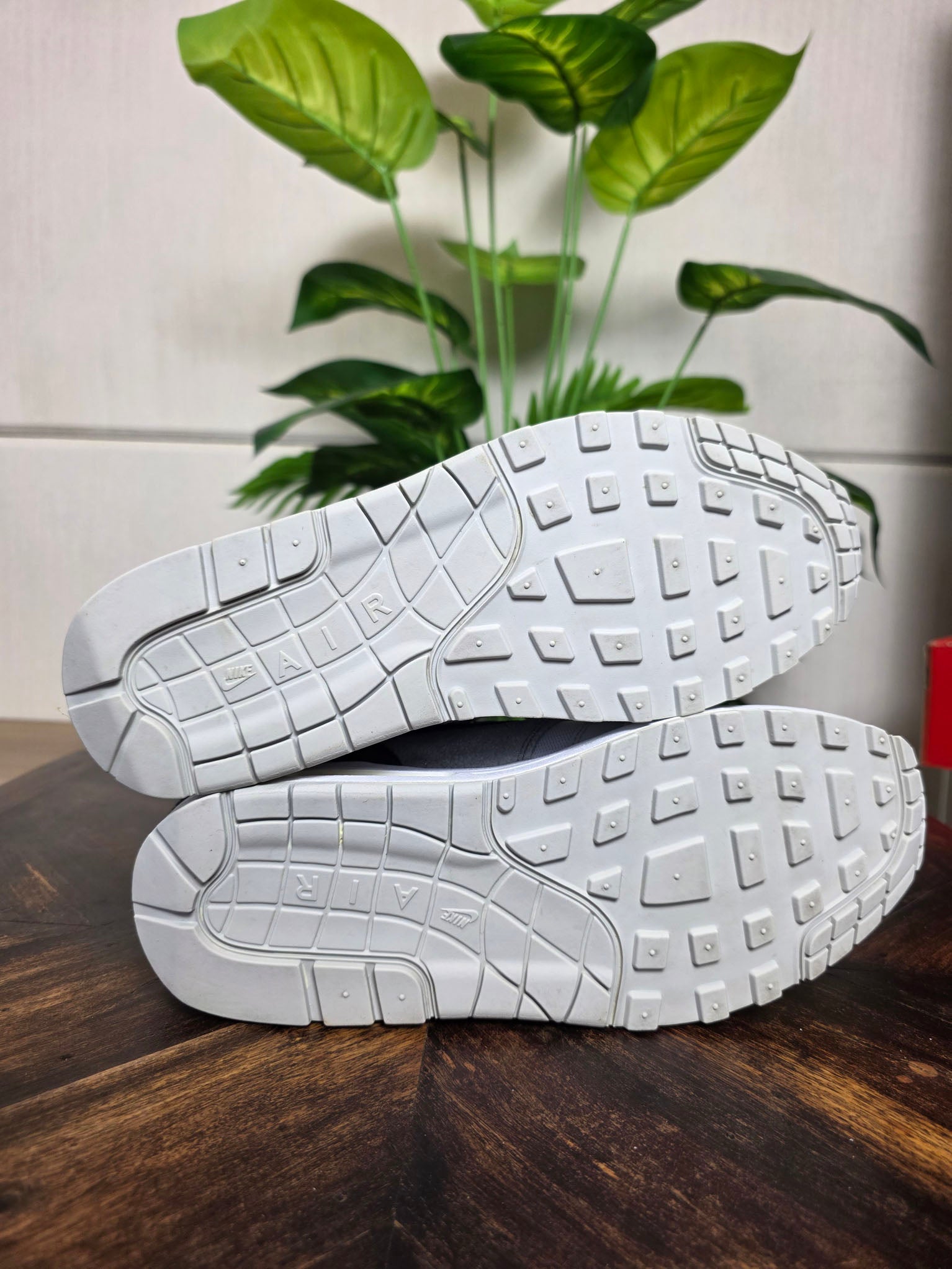 Nike Air Max 1 City Pack London maat 43