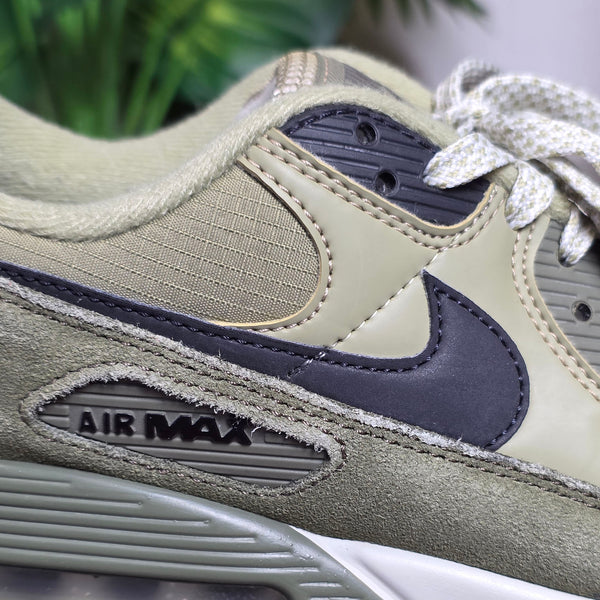 Nike Air Max 90 Neutral Olive maat 42