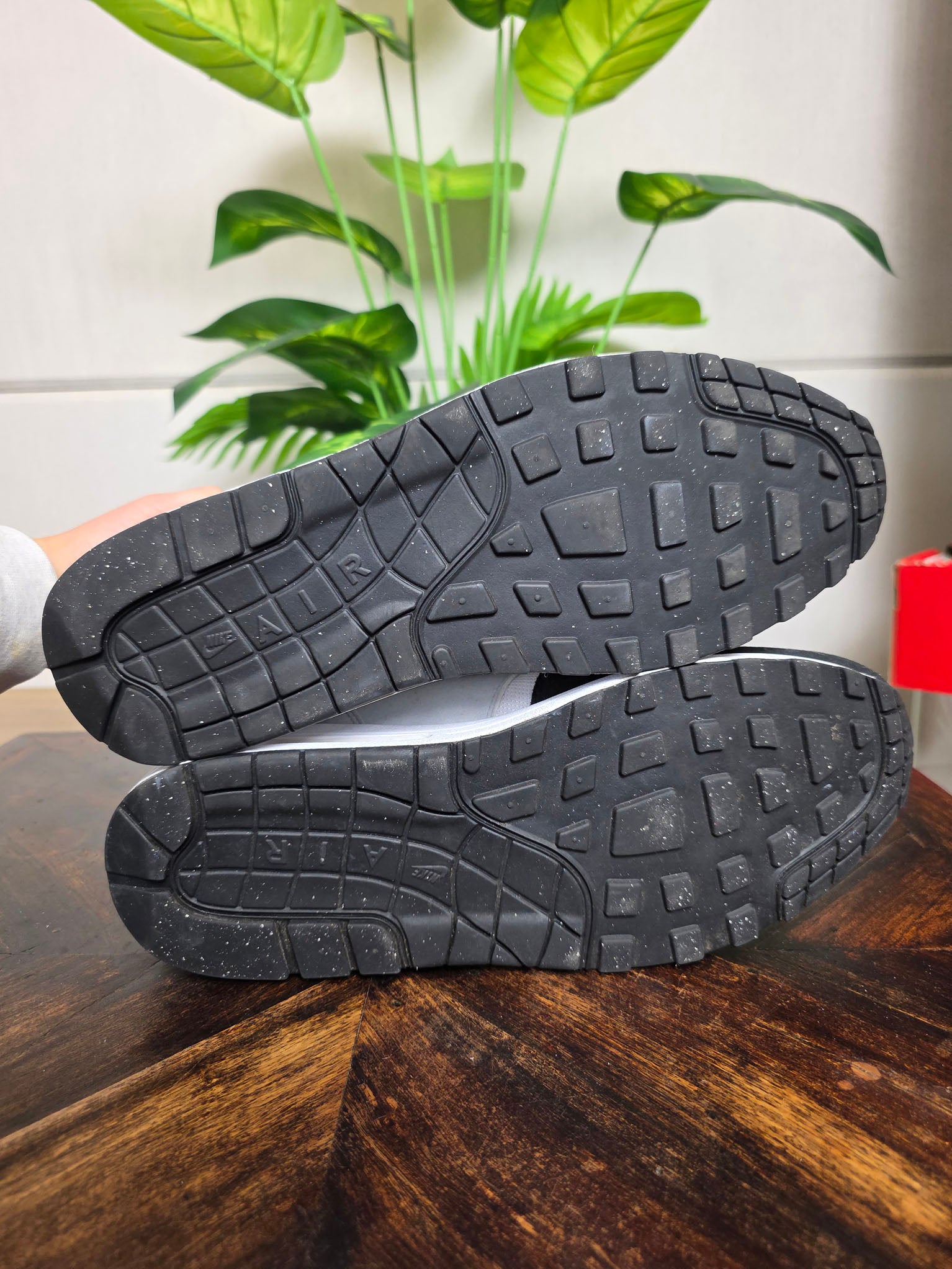 Nike Air Max 1 Black White maat 47