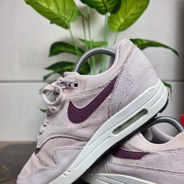 Nike Air Max 1 Barely Rose True Berry maat 40