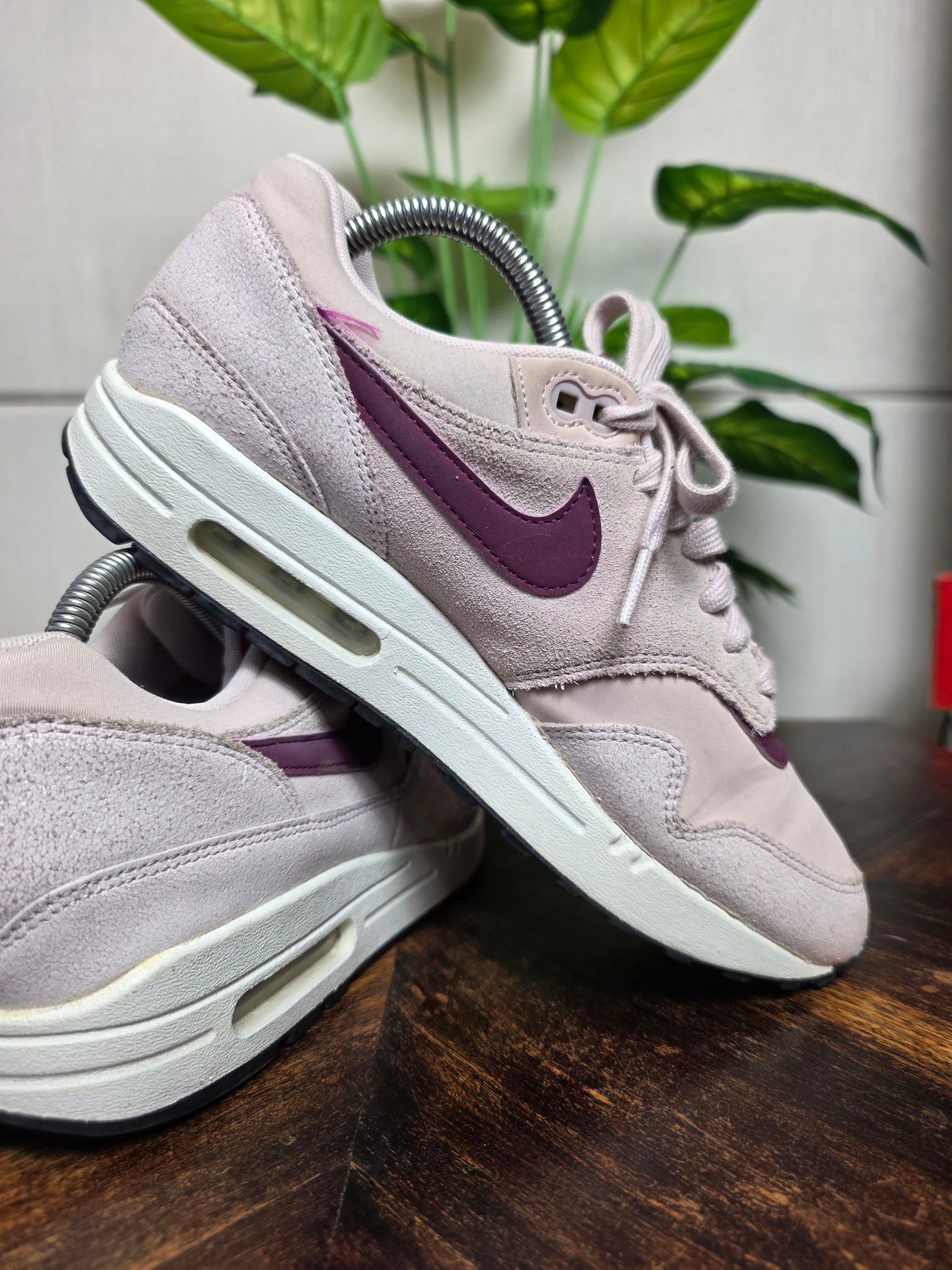 Nike Air Max 1 Barely Rose True Berry maat 40