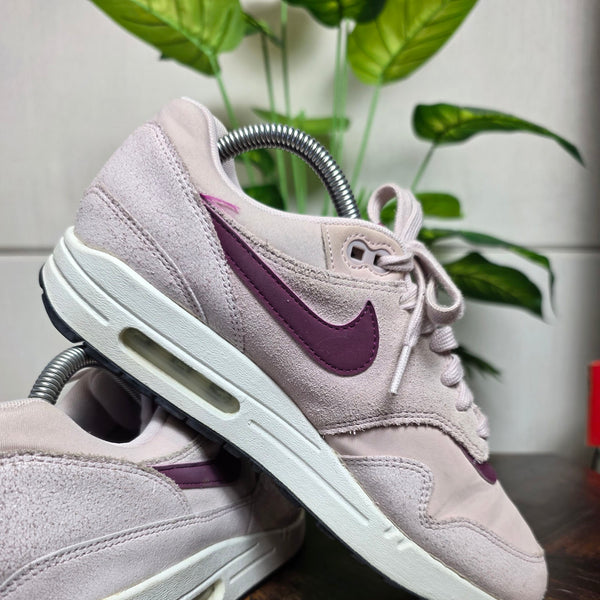 Nike Air Max 1 Barely Rose True Berry maat 40