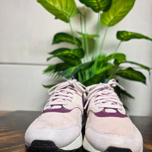 Nike Air Max 1 Barely Rose True Berry maat 40