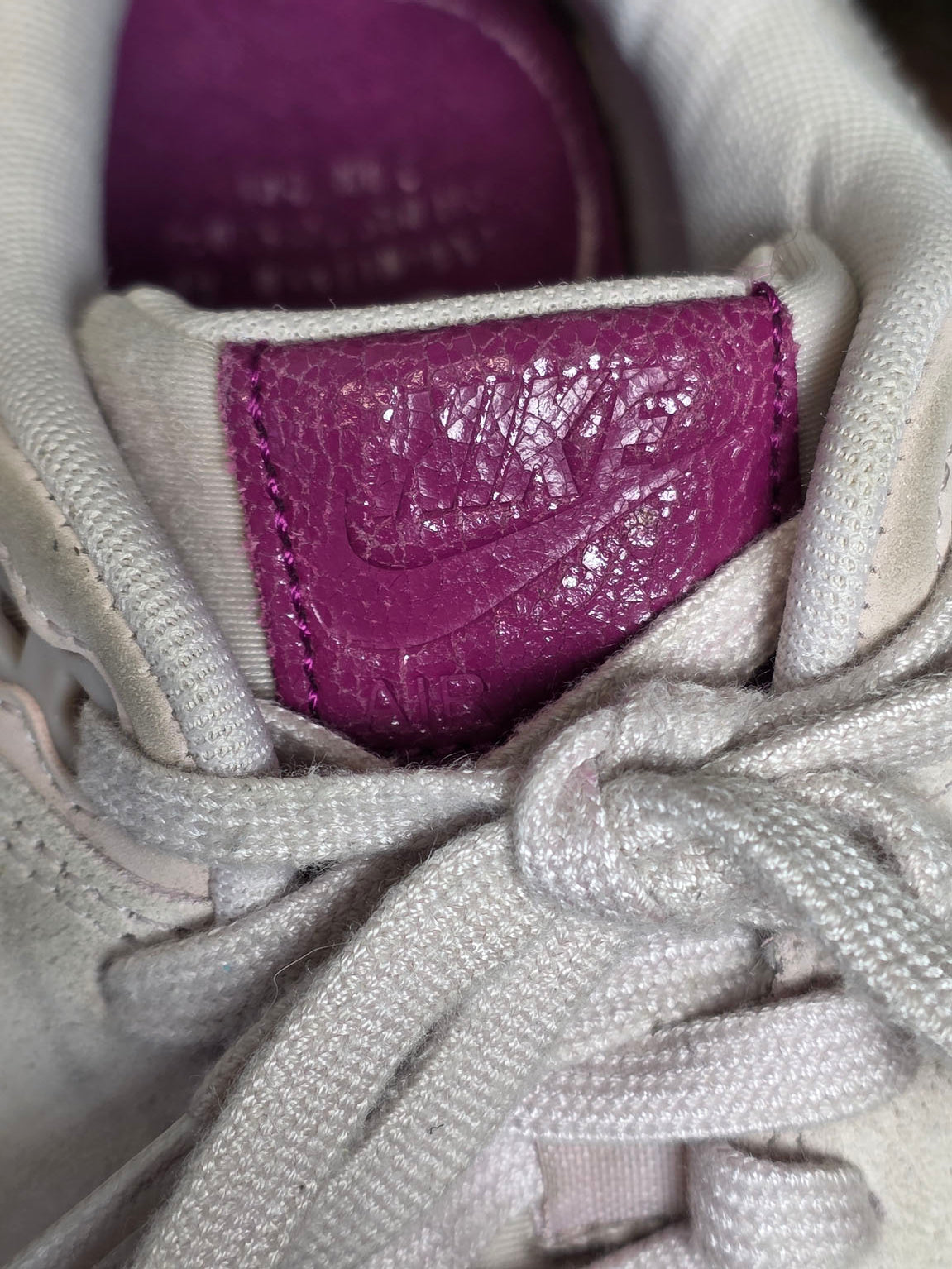 Nike Air Max 1 Barely Rose True Berry maat 40