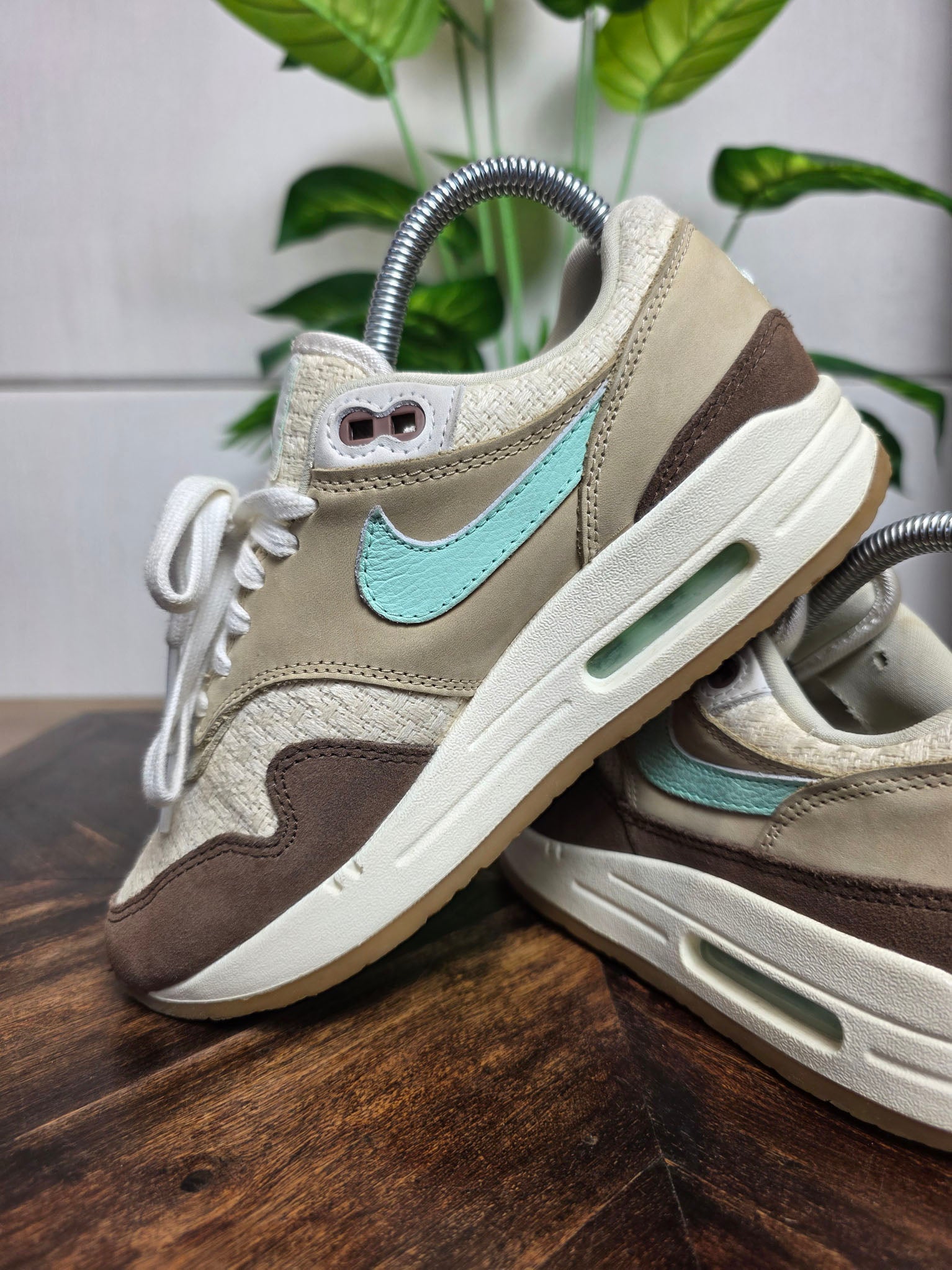 Nike Air Max 1 Crepe Hemp maat 36,5