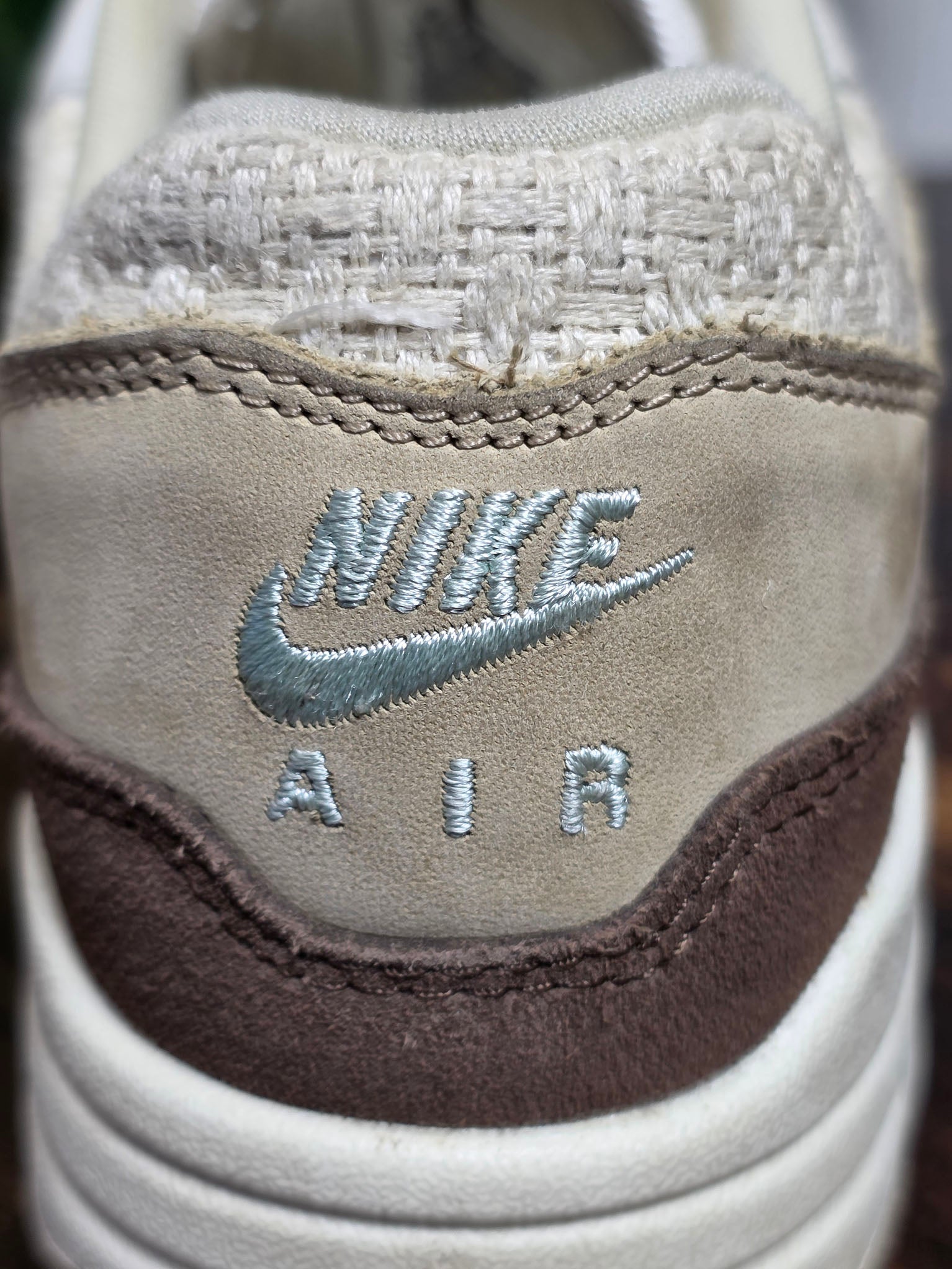 Nike Air Max 1 Crepe Hemp maat 36,5