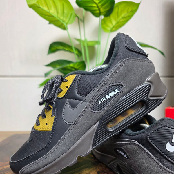 Nike Air Max 90 Black Bronzine maat 45,5