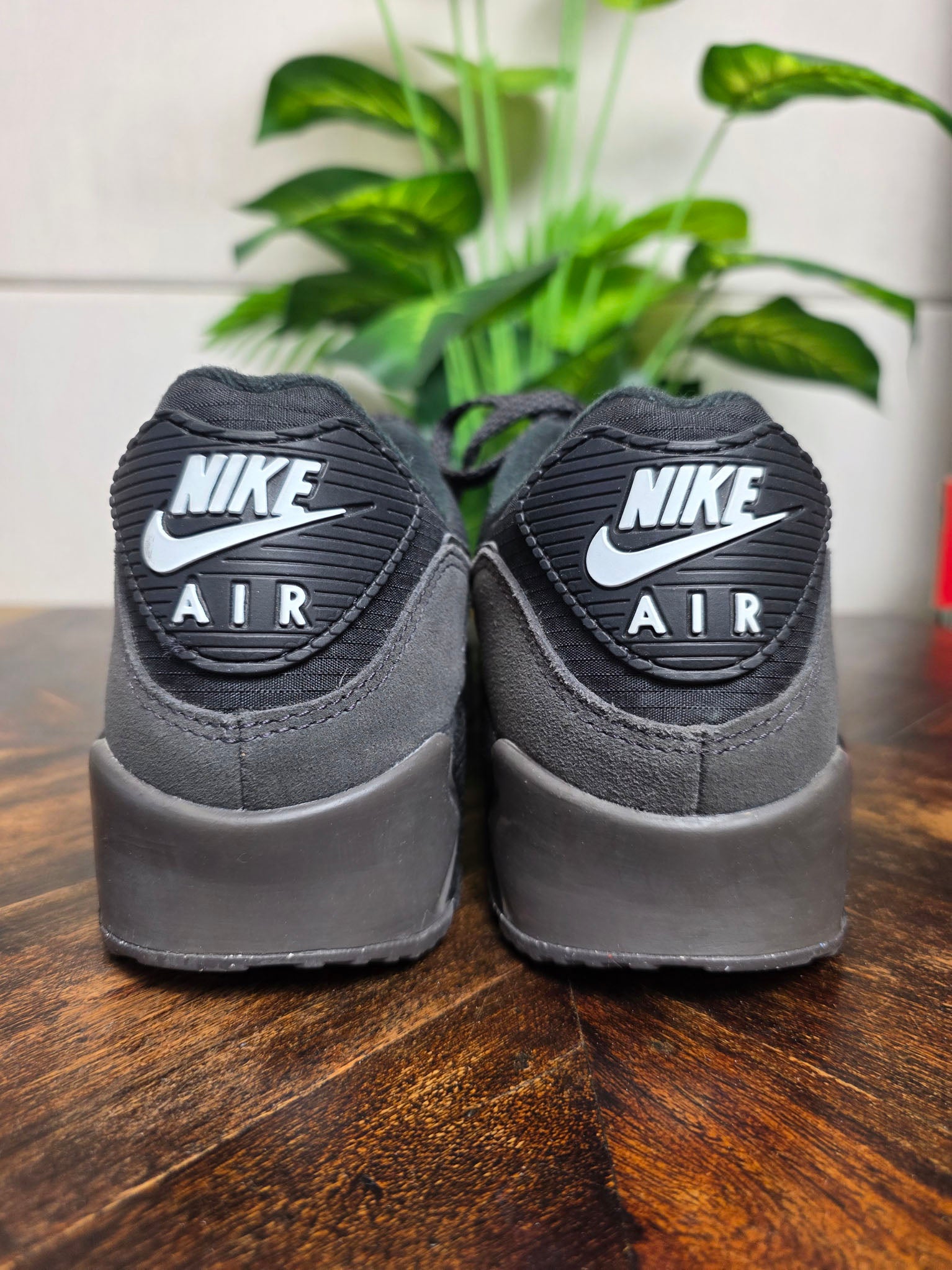 Nike Air Max 90 Black Bronzine maat 45,5