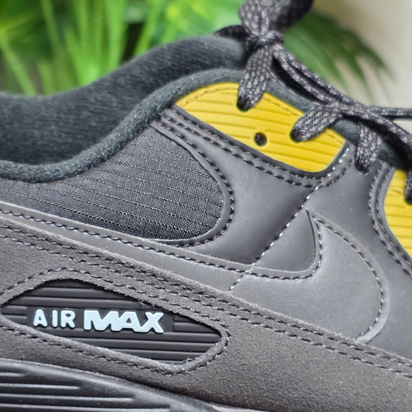 Nike Air Max 90 Black Bronzine maat 45,5