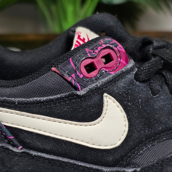 Nike Air Max 1 Aloha Black maat 37,5