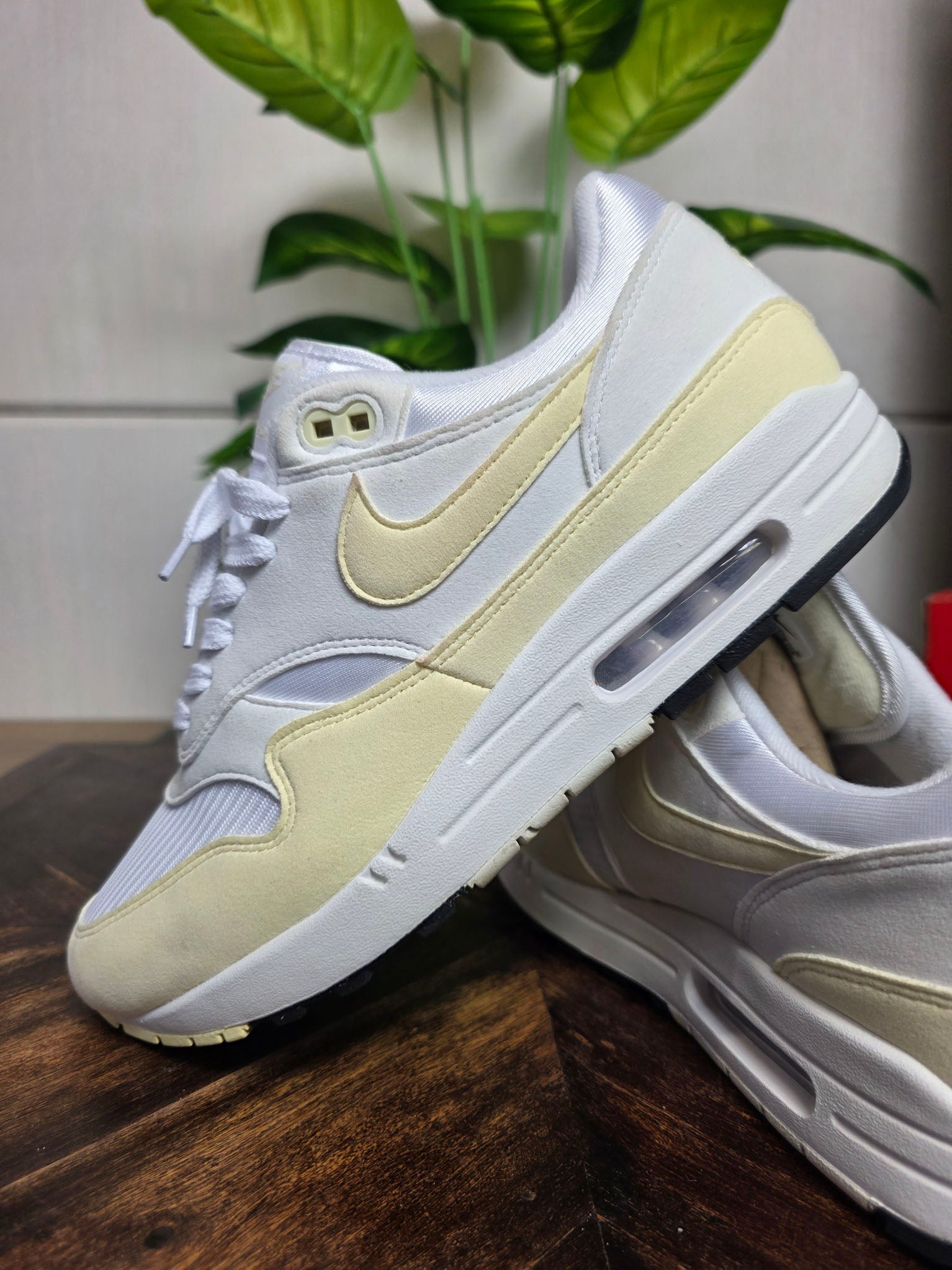 Nike Air Max 1 White Alabaster maat 44