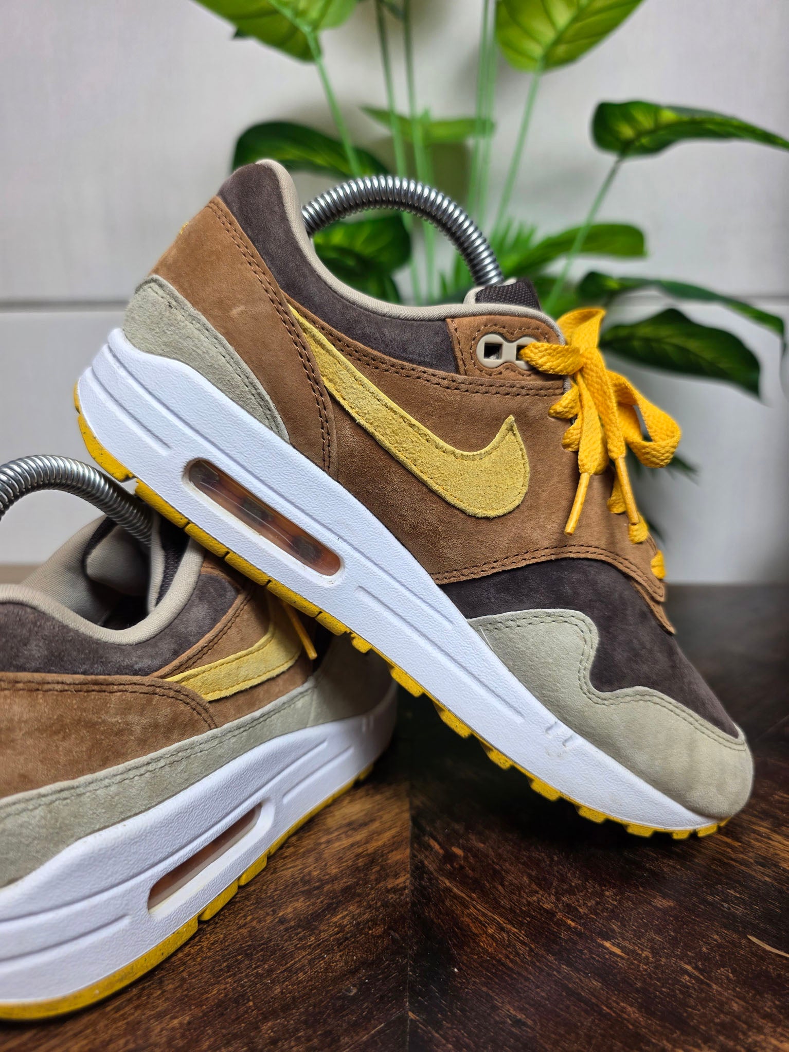 Nike Air Max 1 PRM Duck Pecan maat 38,5