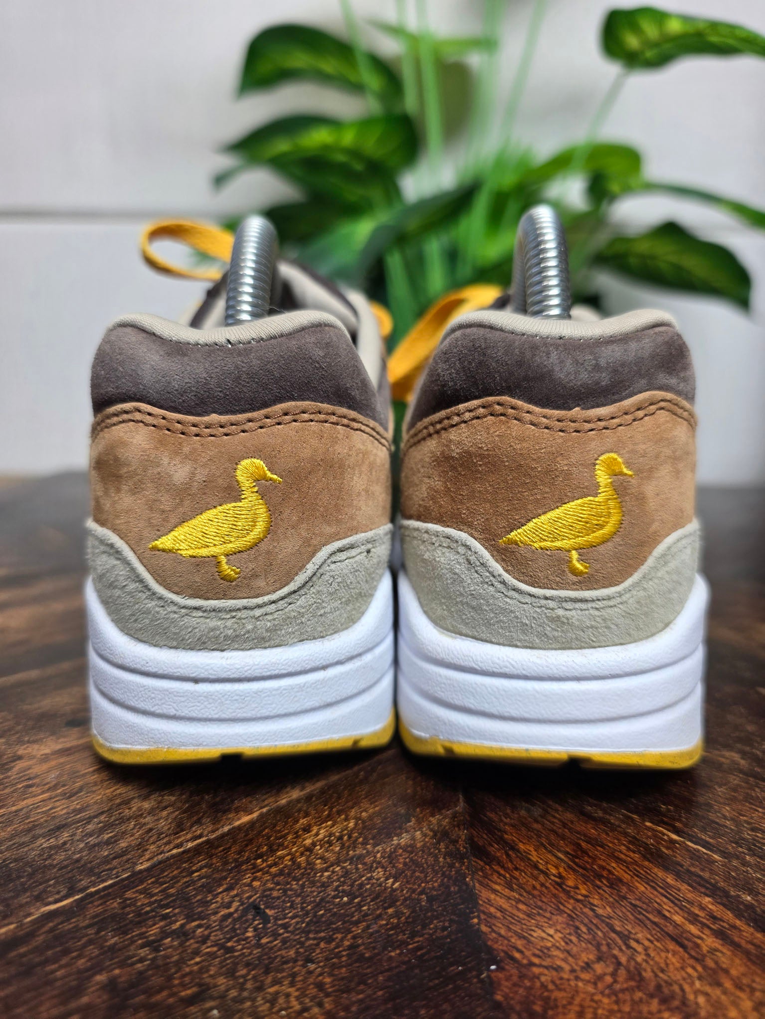 Nike Air Max 1 PRM Duck Pecan maat 38,5