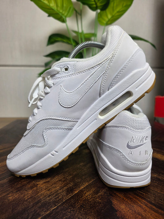 Nike Air Max 1 White Gum Sole maat 42,5