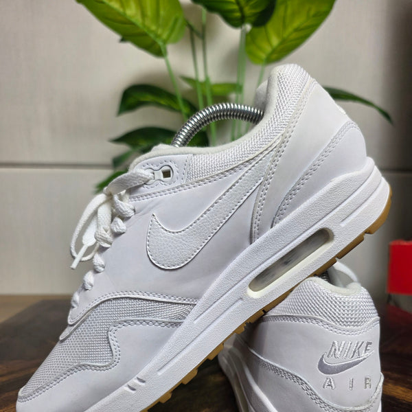 Nike Air Max 1 White Gum Sole maat 42,5