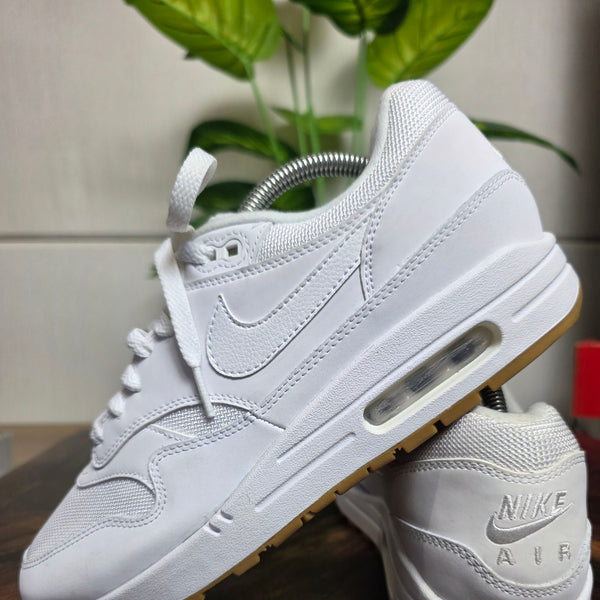 Nike Air Max 1 White Gum Sole maat 42,5