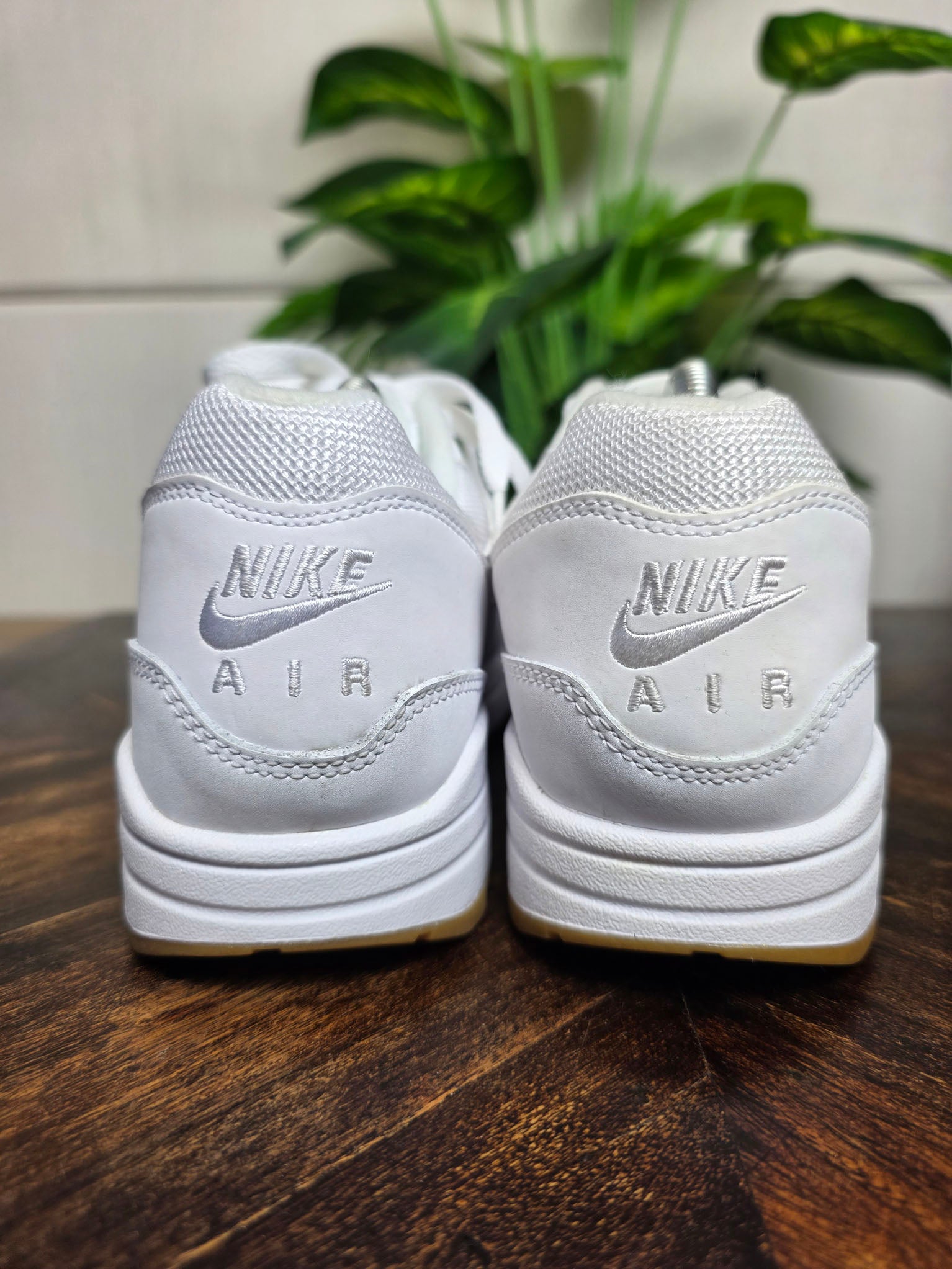 Nike Air Max 1 White Gum Sole maat 42,5