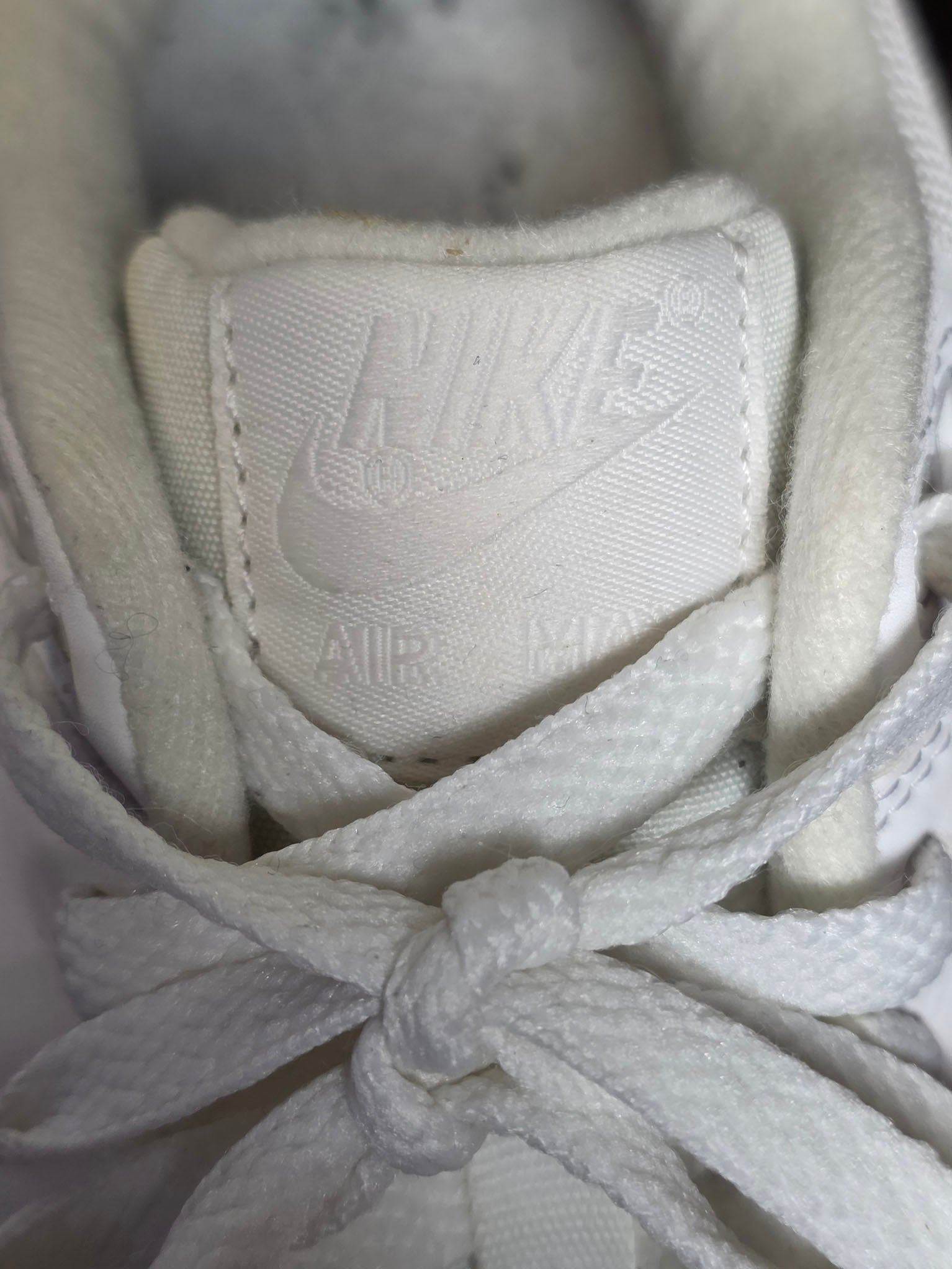 Nike Air Max 1 White Gum Sole maat 42,5