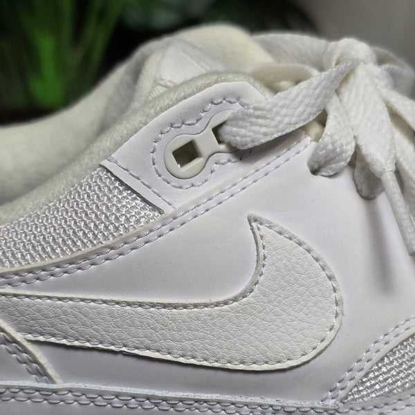 Nike Air Max 1 White Gum Sole maat 42,5