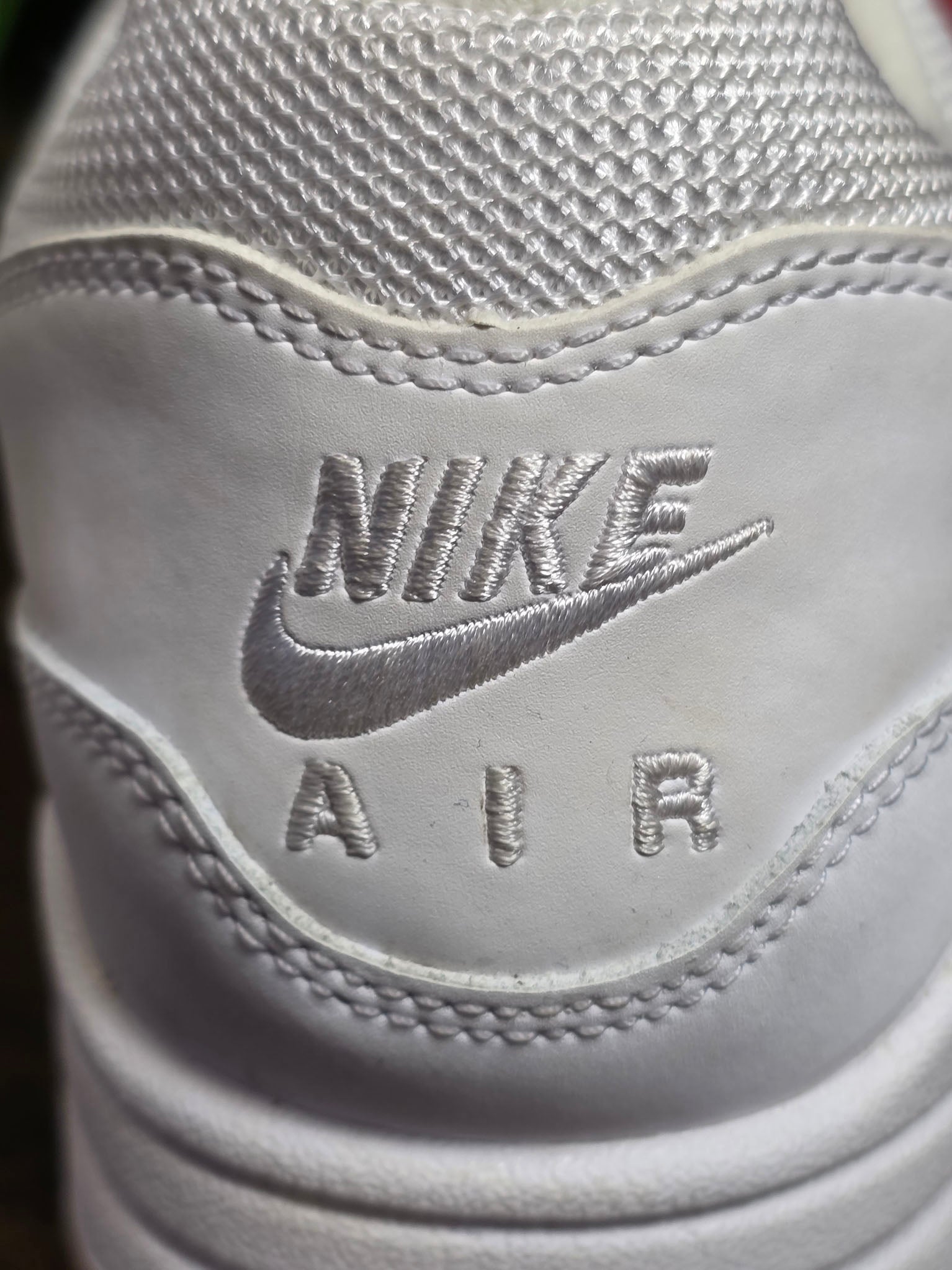 Nike Air Max 1 White Gum Sole maat 42,5