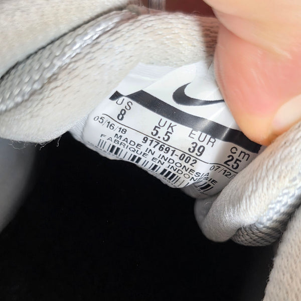 Nike Air Max 1 LX Grey maat 39