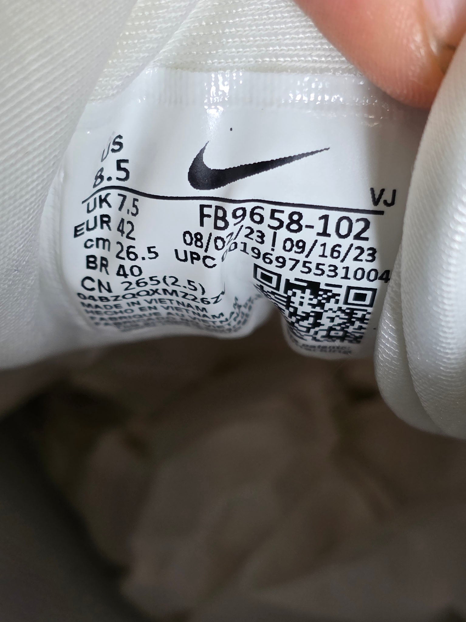 Nike Air Max 90 White Malachite maat 42