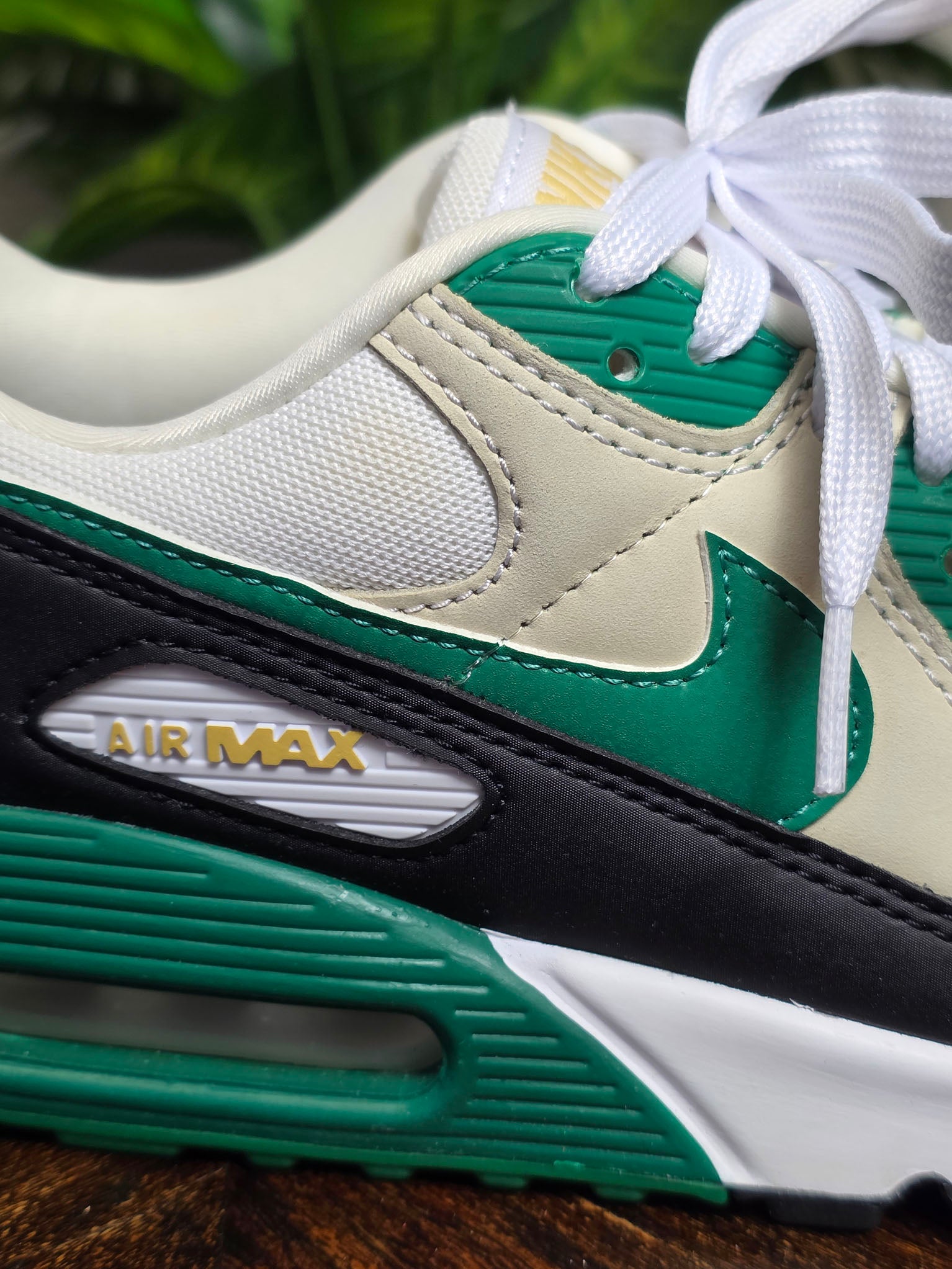 Nike Air Max 90 White Malachite maat 42