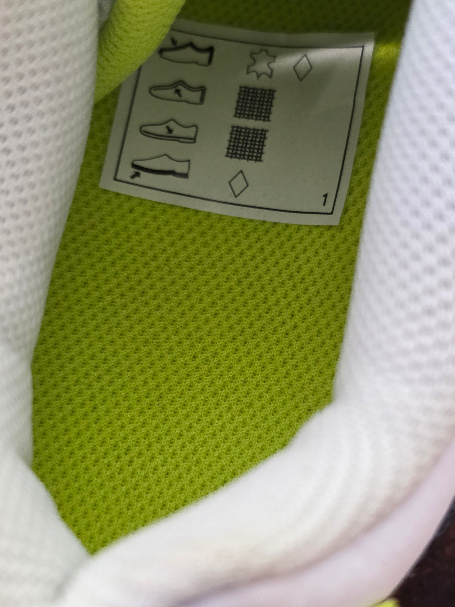 Nike Air Max 90 GS Cyber Volt maat 38