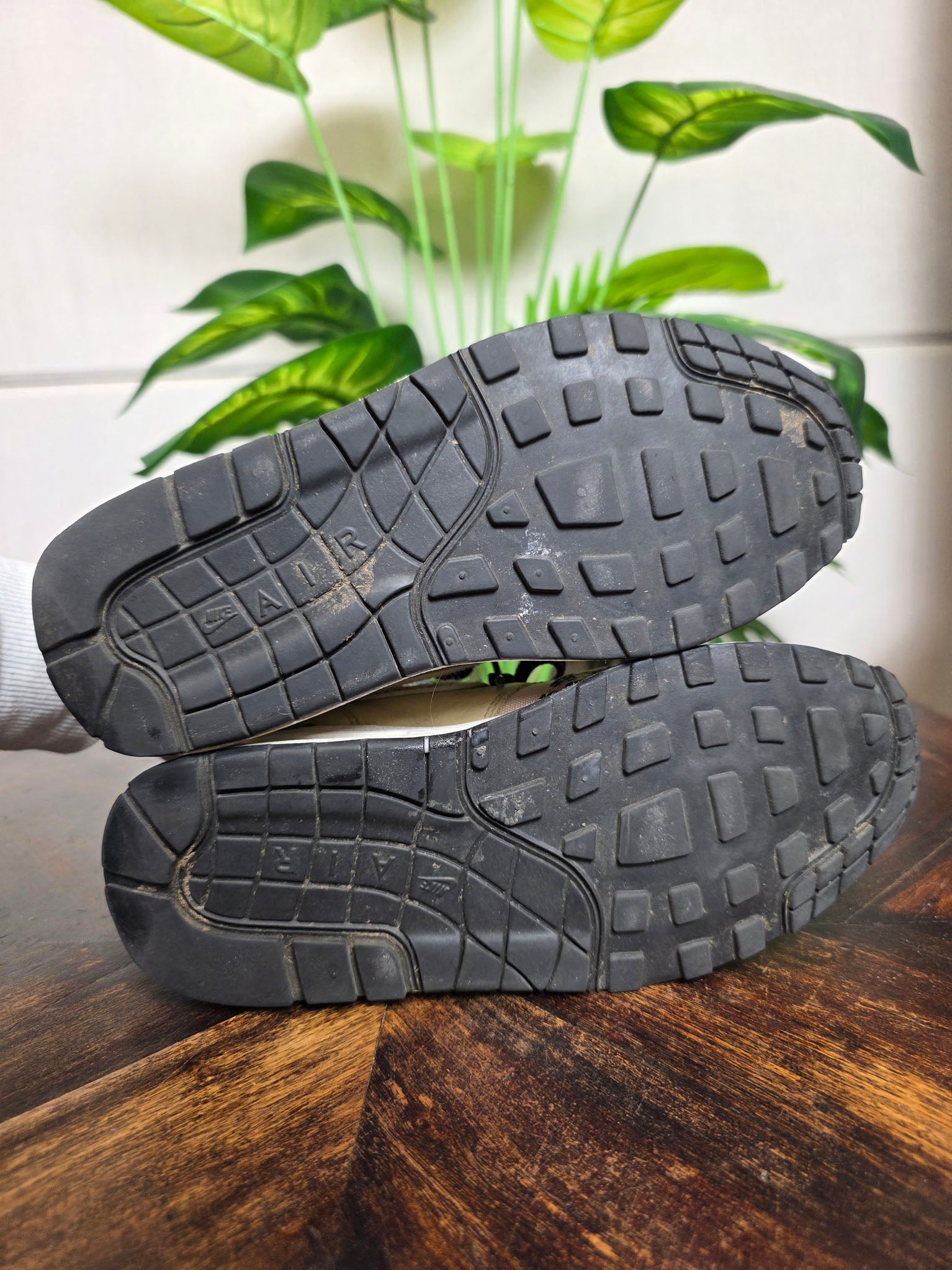 Nike Air Max 1 Leopard maat 36,5