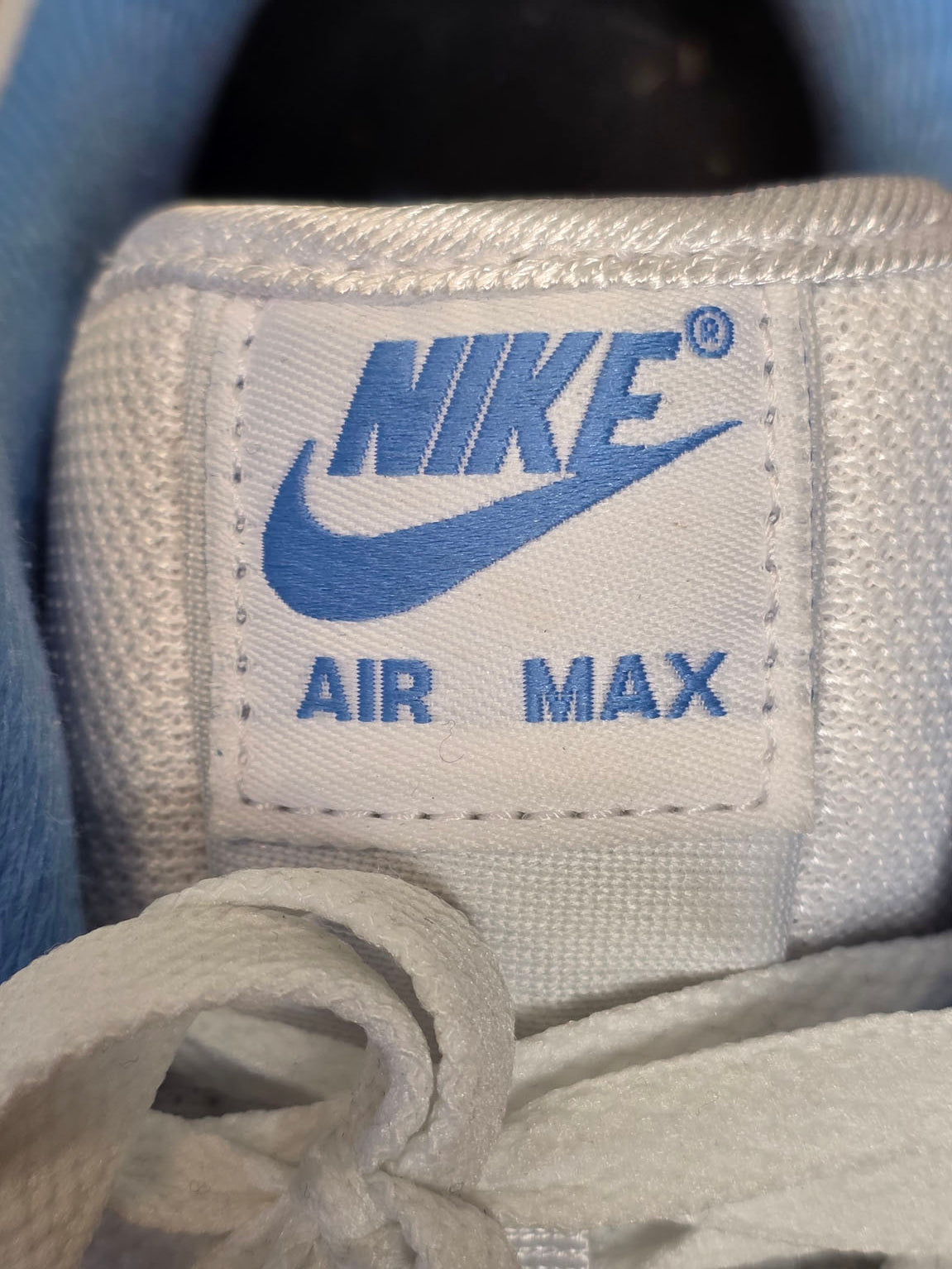 Nike Air Max 1 University Blue maat 43