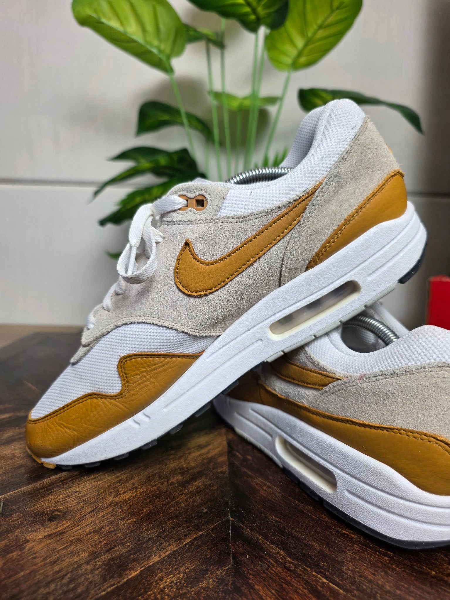 Nike Air Max 1 Bronze maat 45