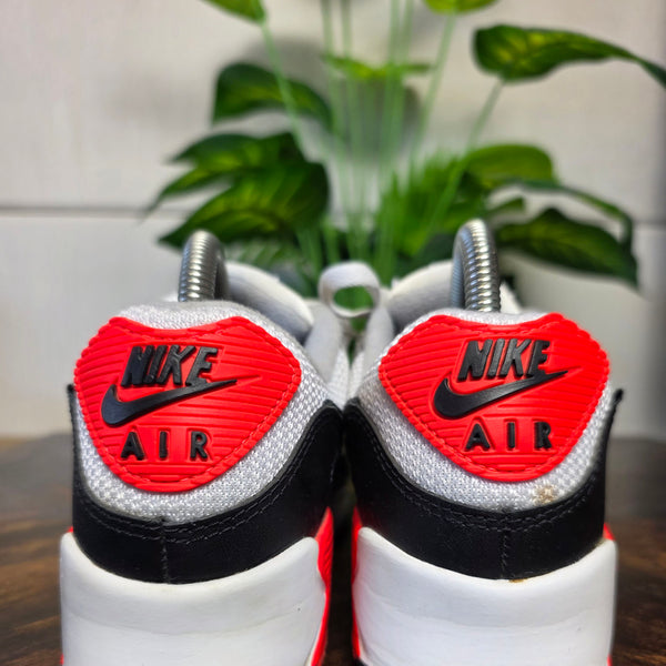 Nike Air Max 90 Kiss My Airs maat 38,5