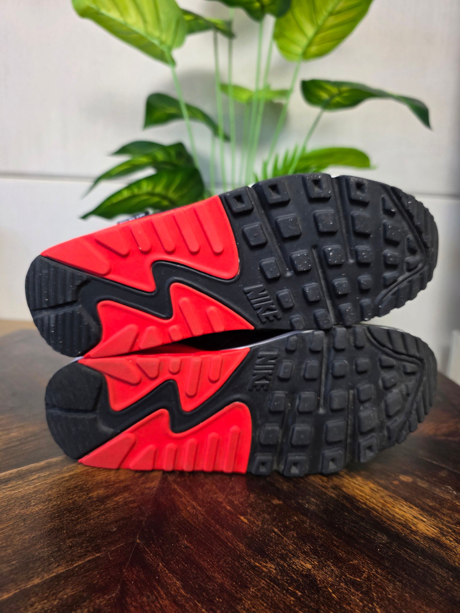 Nike Air Max 90 Kiss My Airs maat 38,5