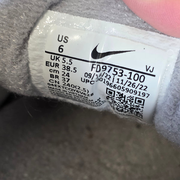 Nike Air Max 90 Kiss My Airs maat 38,5