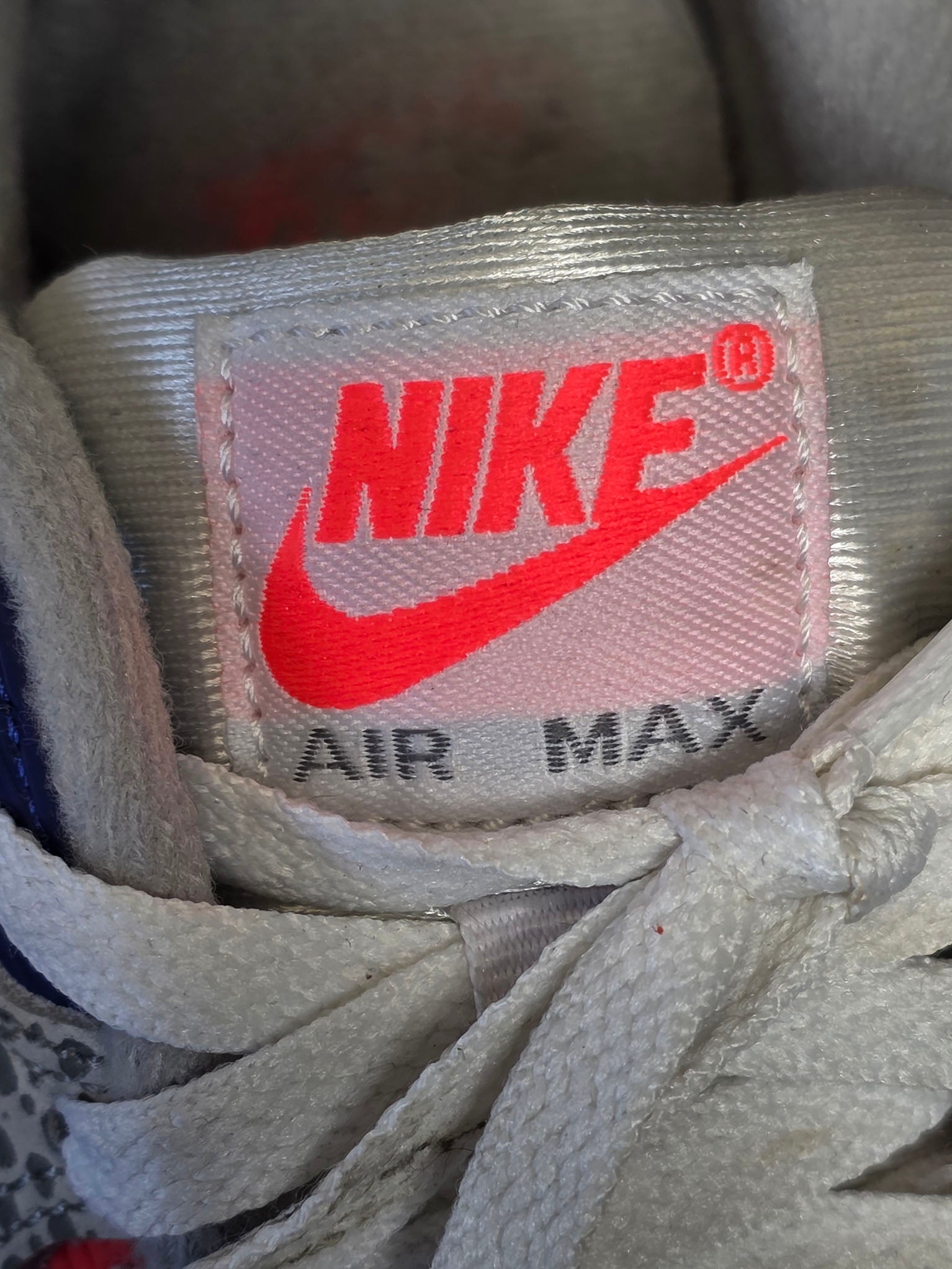 Nike Air Max 90 Kiss My Airs maat 38,5