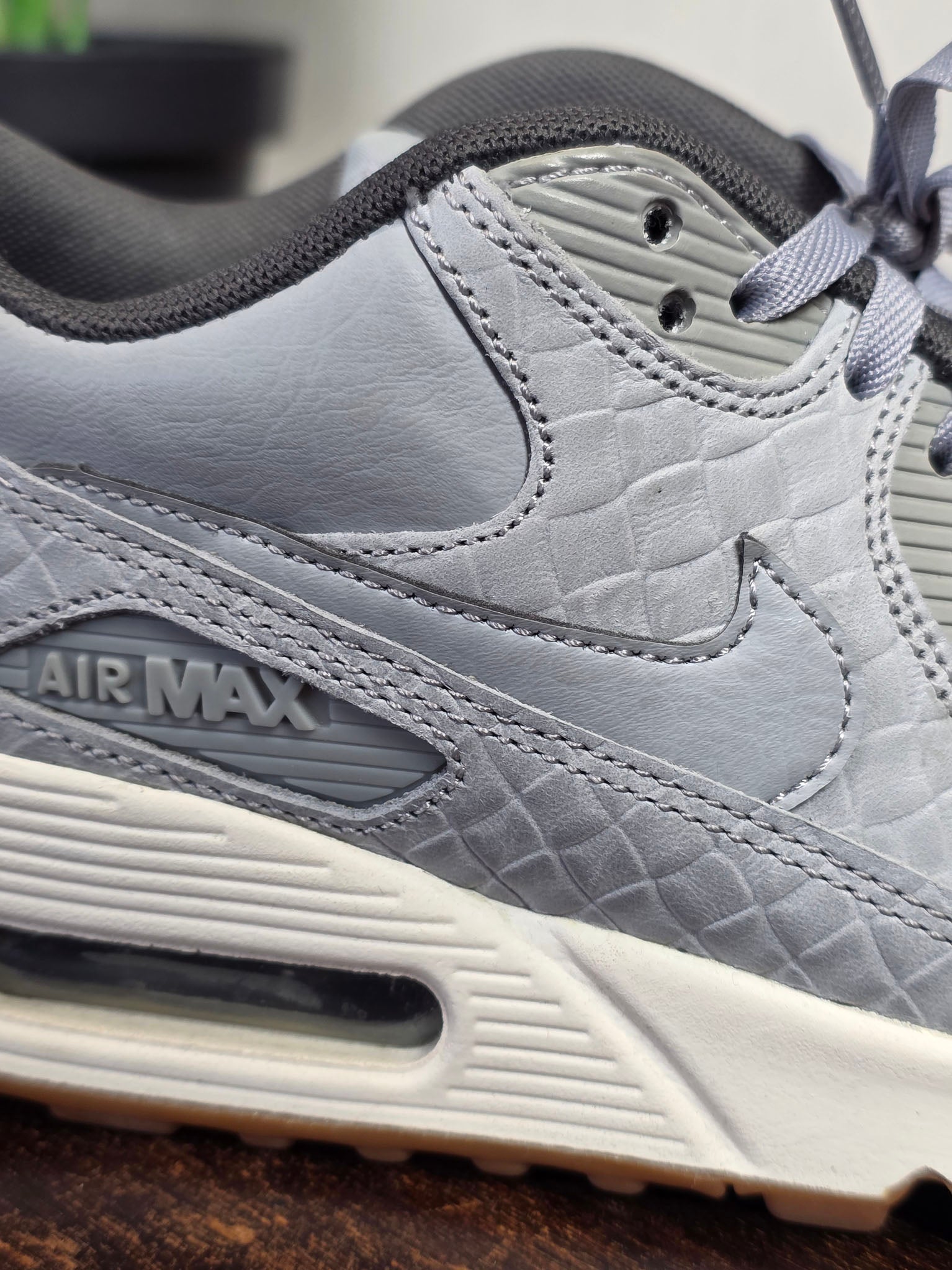 Nike Air Max 90 Premium Wolf Grey maat 38,5