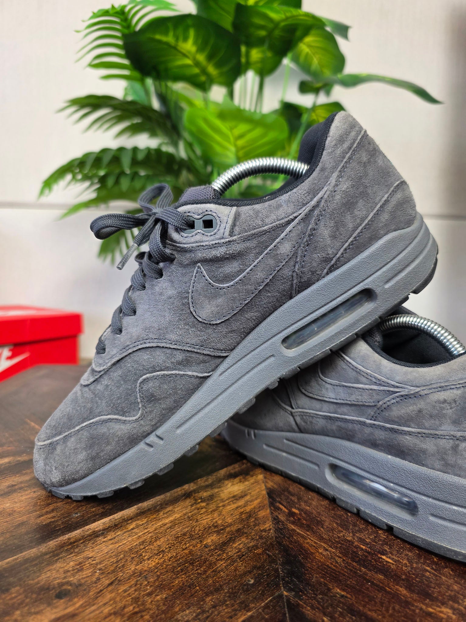 Nike Air Max 1 Premium Anthracite maat 43