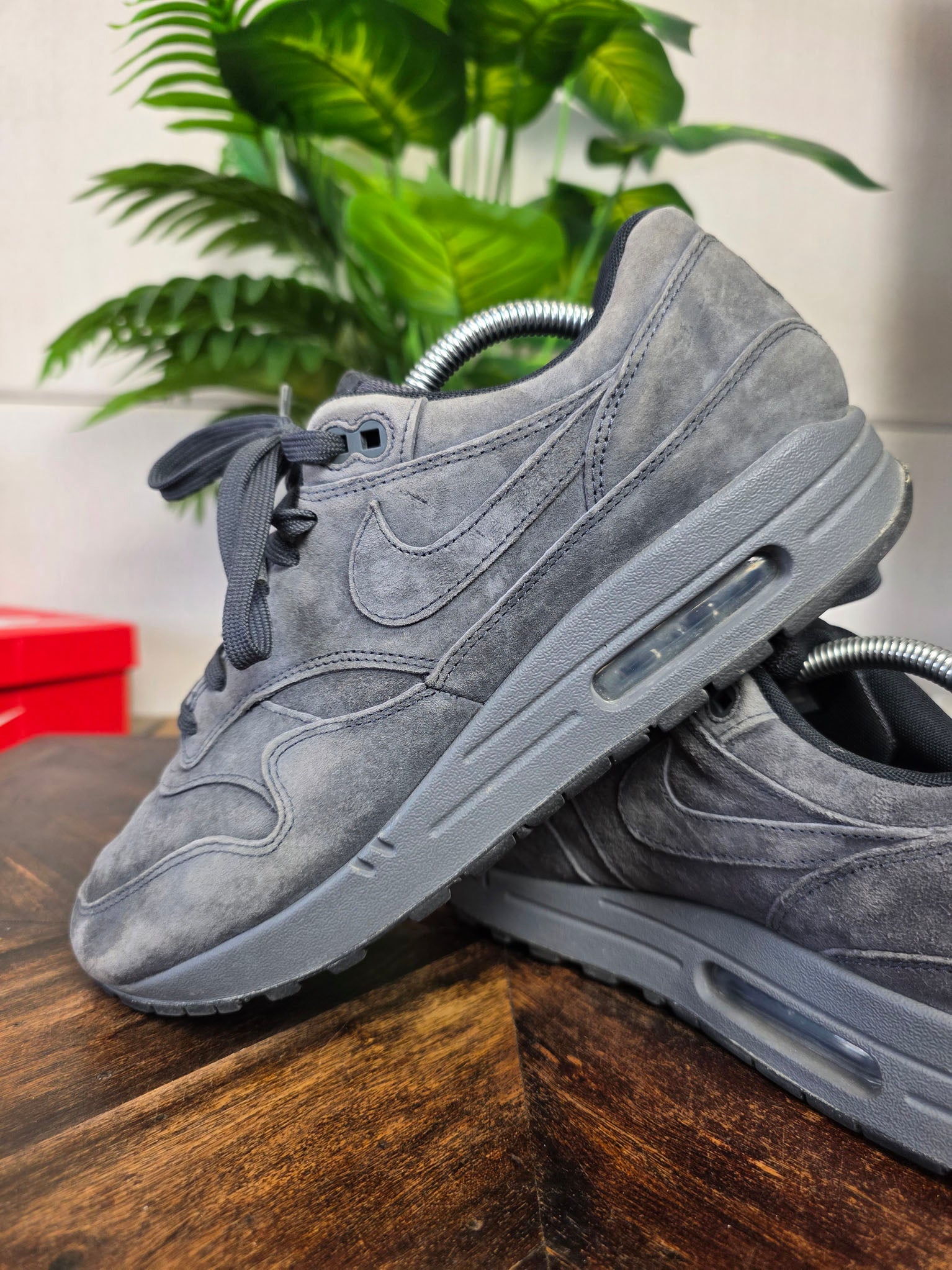 Nike Air Max 1 Premium Anthracite maat 43