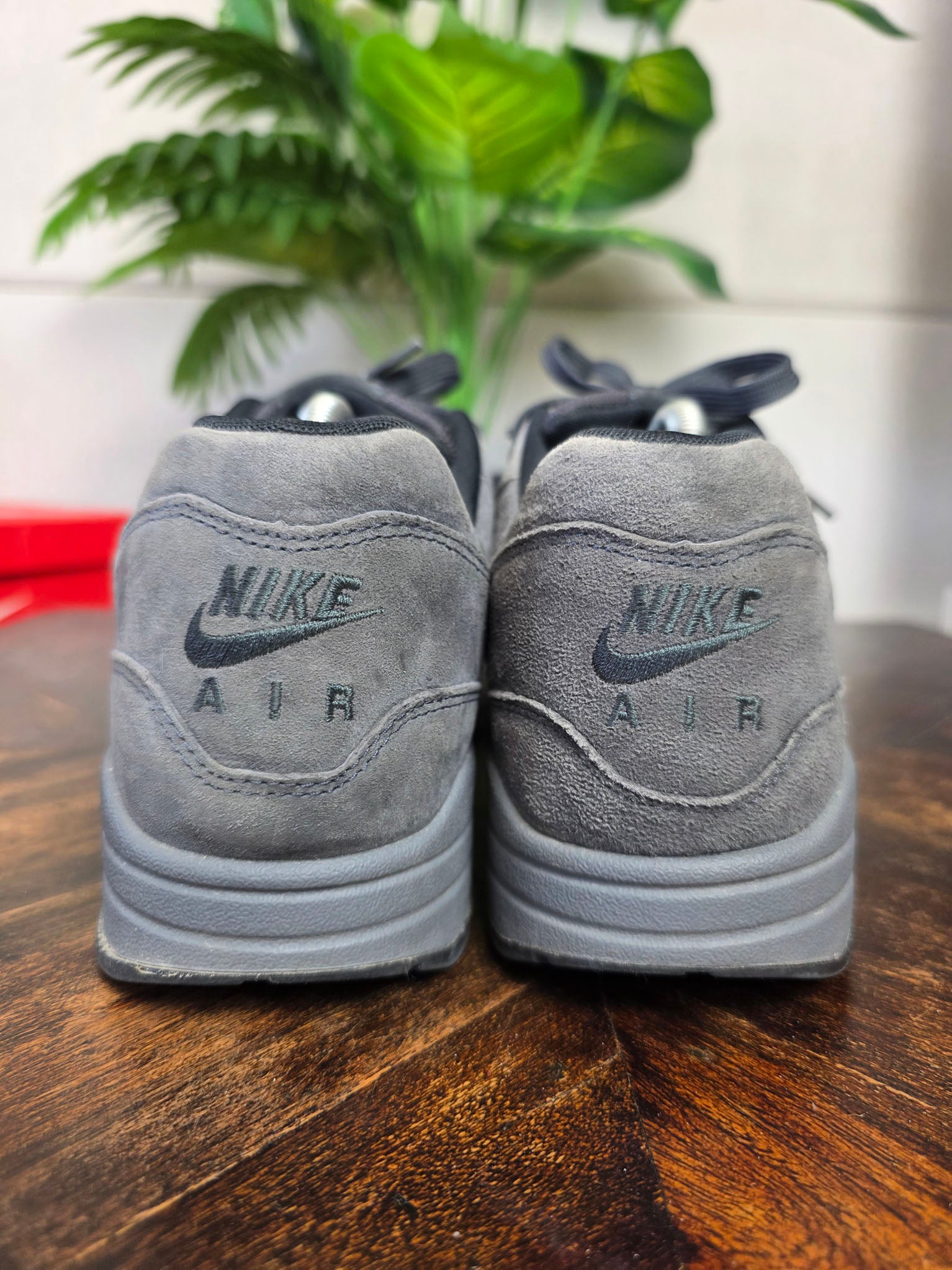 Nike Air Max 1 Premium Anthracite maat 43