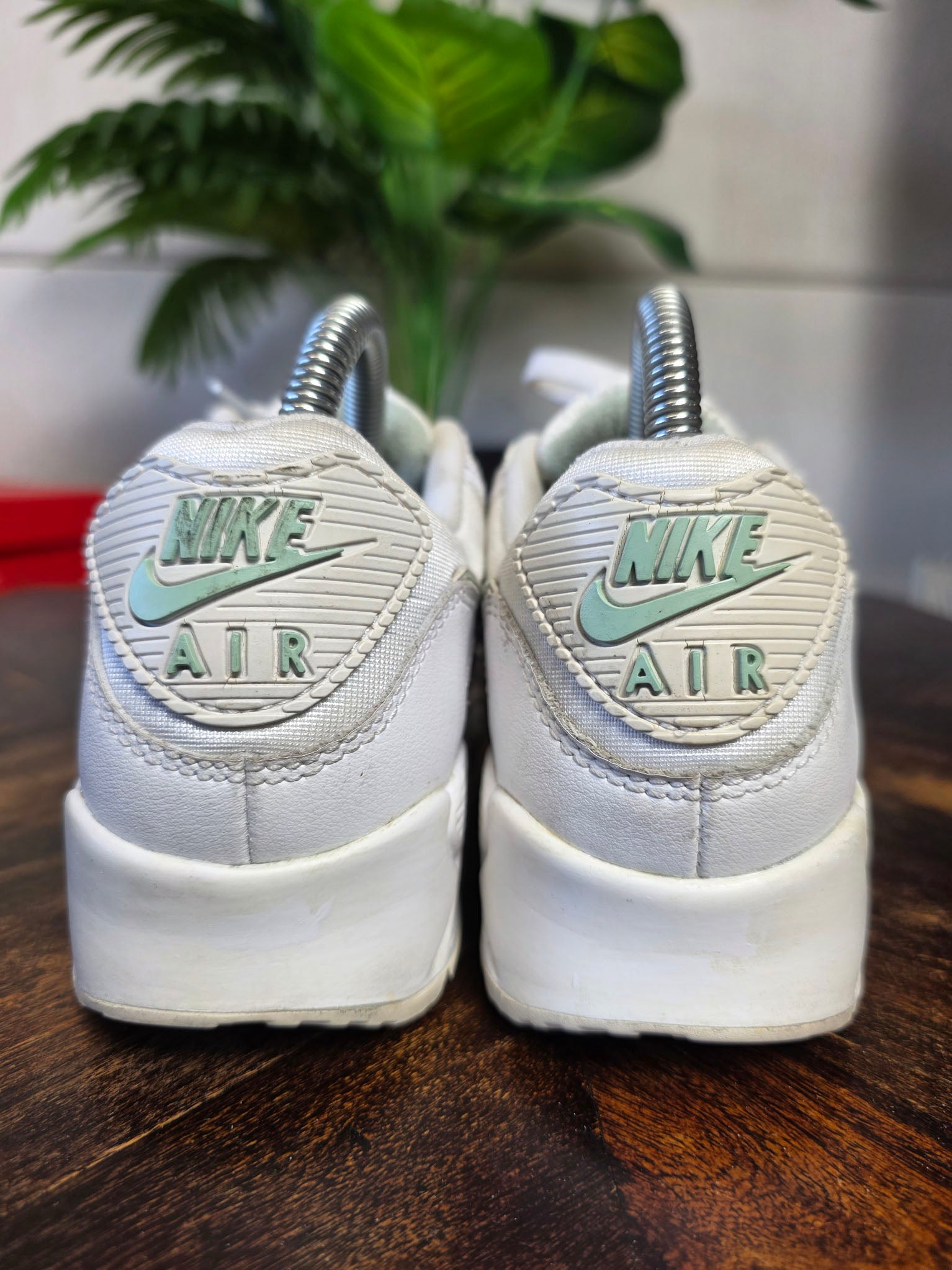 Nike Air Max 90 Pistachio Frost maat 37,5
