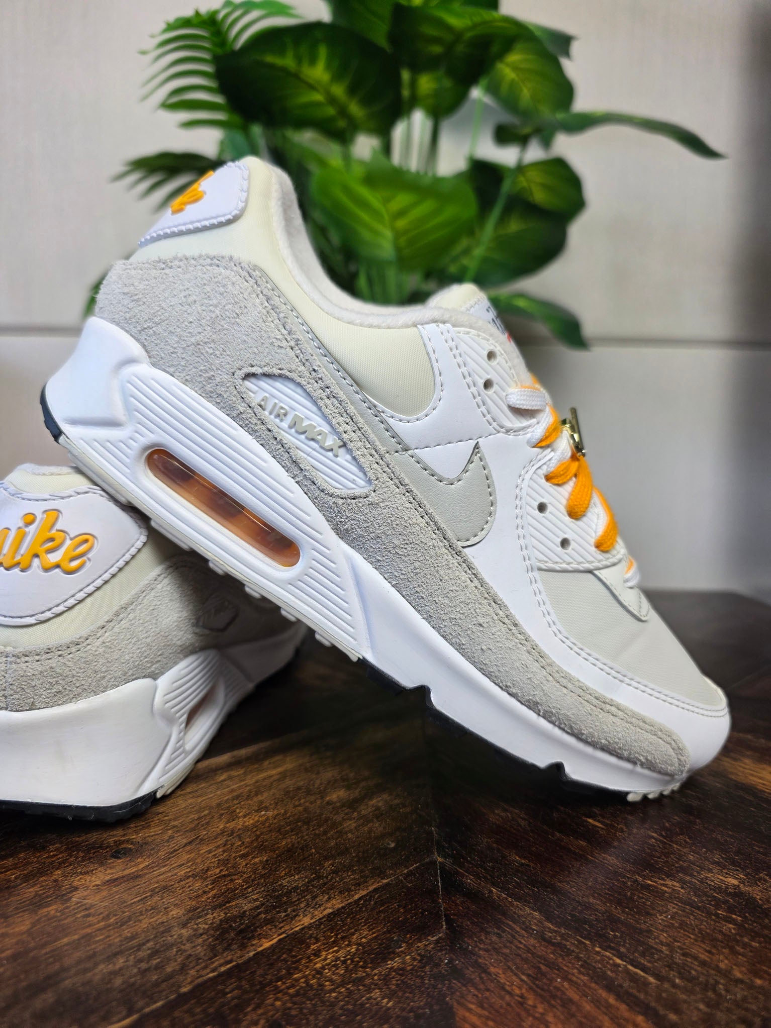 Nike Air Max 90 First Use "Light Bone" maat 41