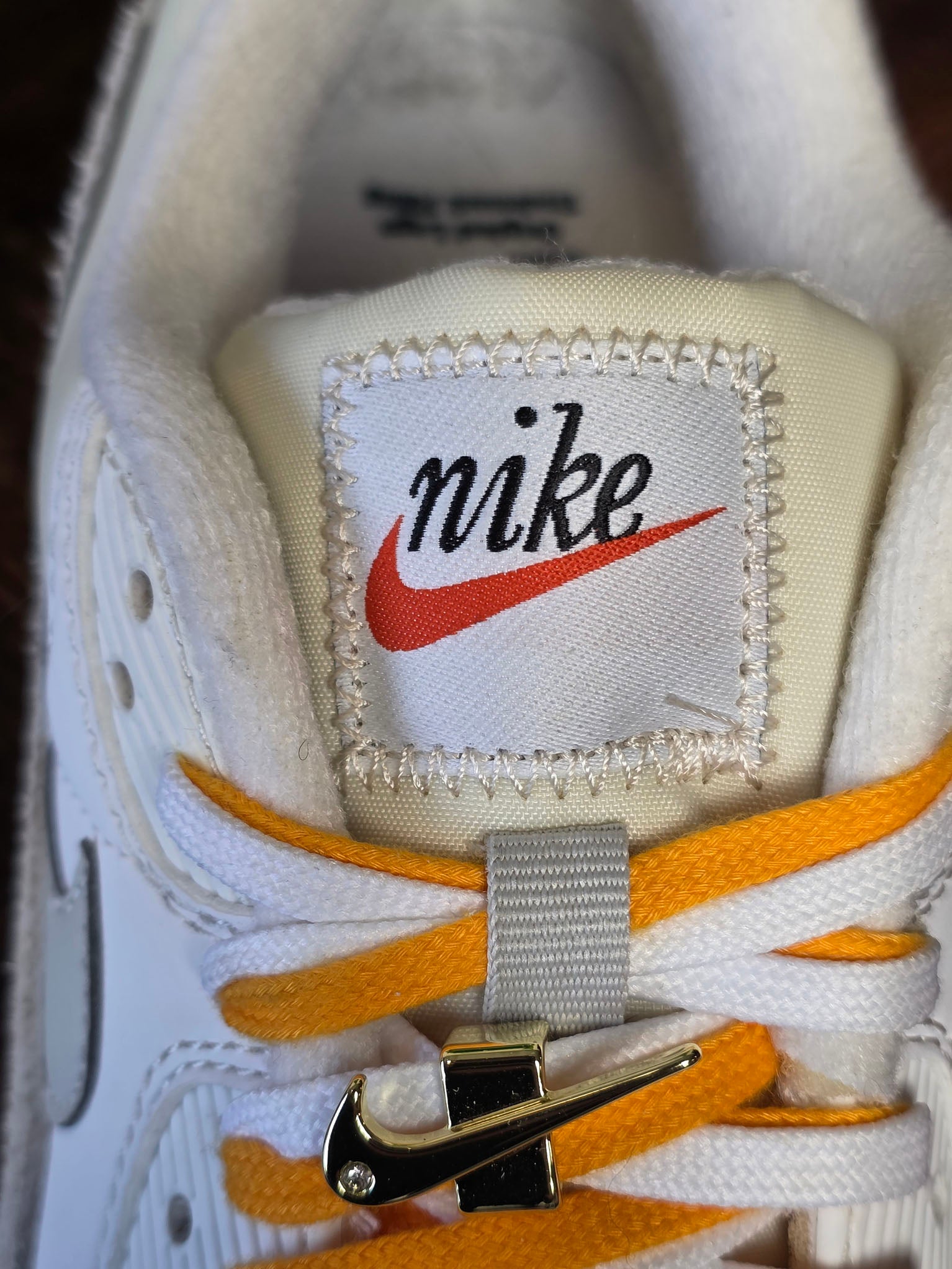 Nike Air Max 90 First Use "Light Bone" maat 41