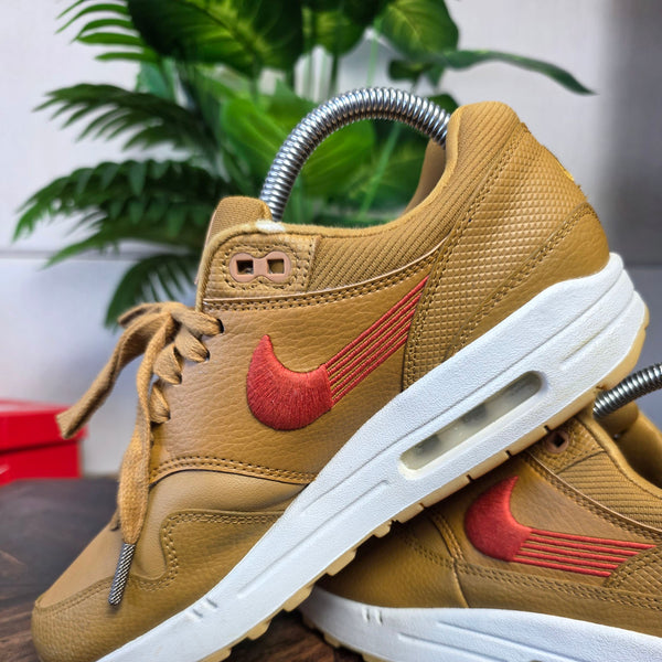 Nike Air Max 1 PRM Wheat Team Orange maat 39